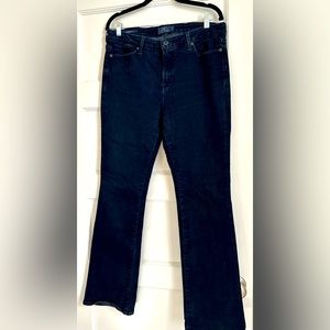 excellent condition Lucky Jeans 14